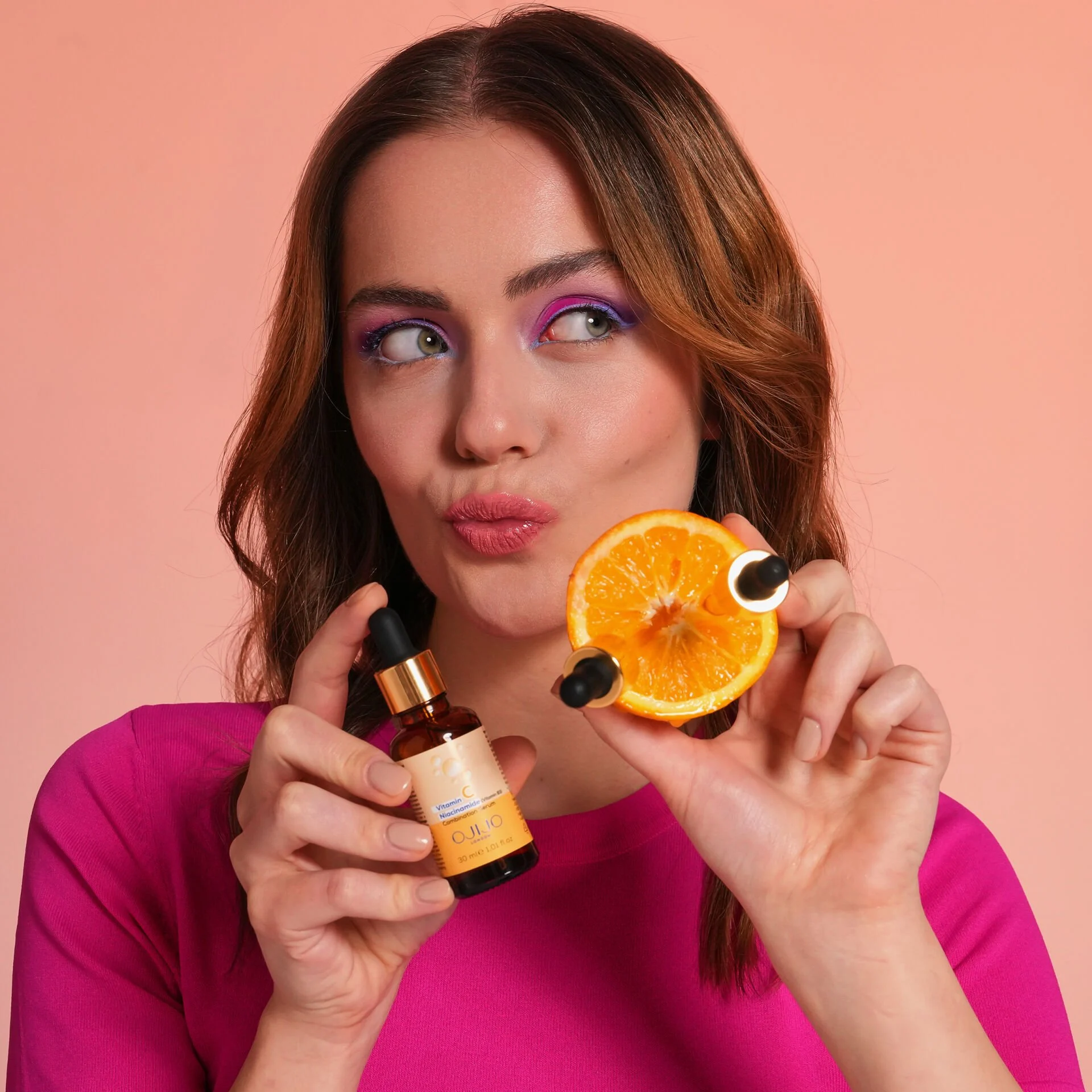 OJIJO LONDON Aydınlatıcı ve Renk Tonu Eşitleyici Niasinamid Destekli C Vitamini Serum 30 ml - Görsel 2