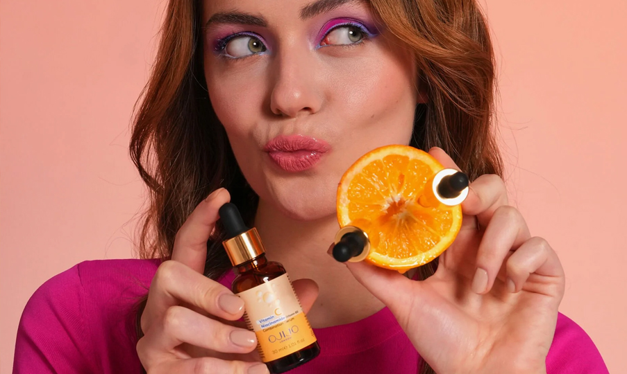 Ojijo London Aydınlatıcı ve Renk Tonu Eşitleyici Niasinamid Destekli C Vitamini Serum