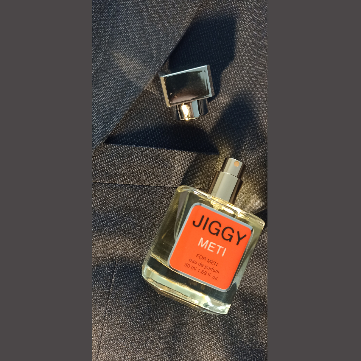 Jiggy METI deniz esintili parfüm şişesi – 50 ml kalıcı erkek parfümü